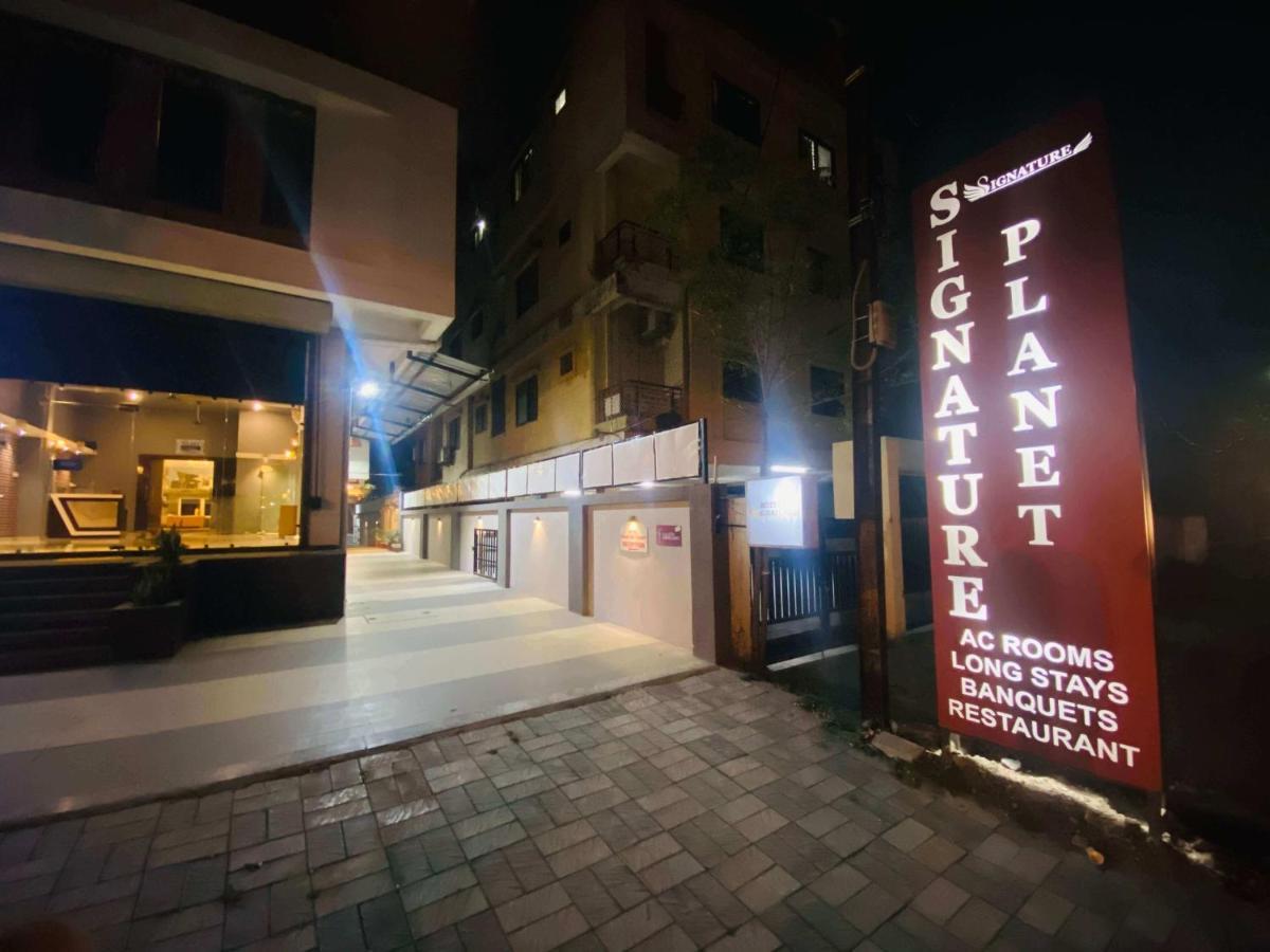 Hotel Signature Planet Indore Extérieur photo