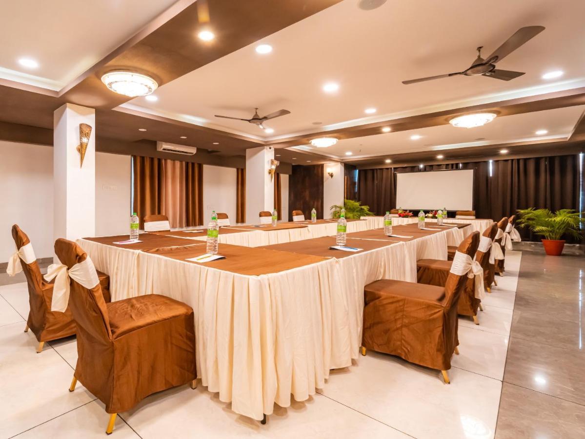 Hotel Signature Planet Indore Extérieur photo